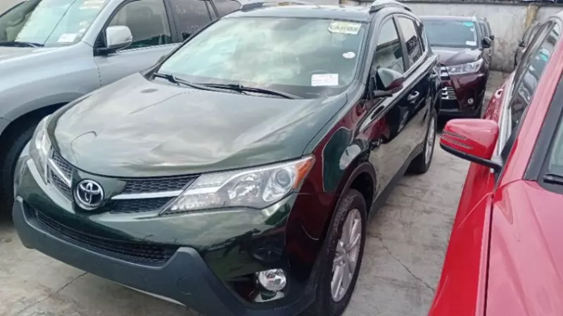 Toyota RAV 4   - 2013