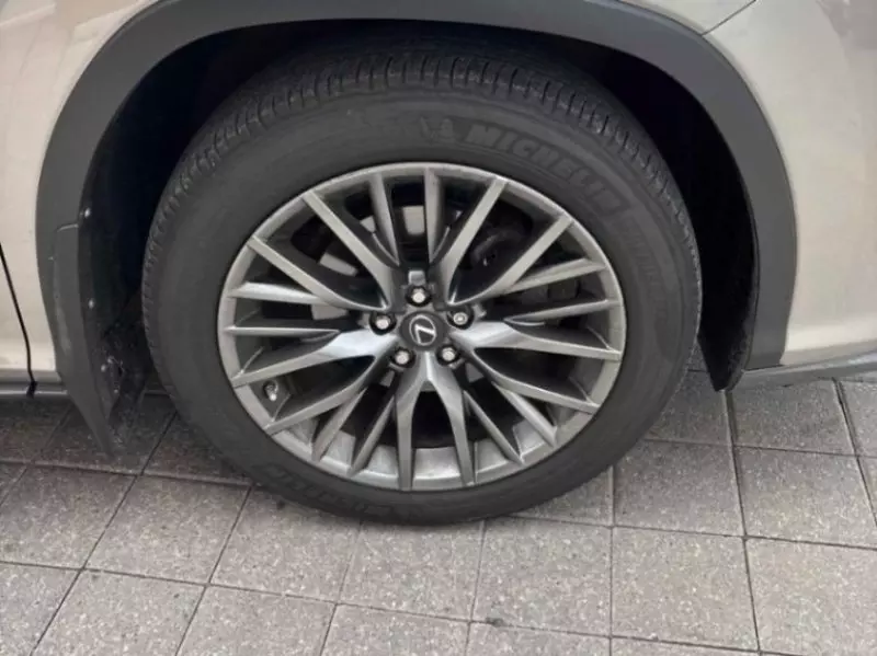 Lexus RX   - 2018