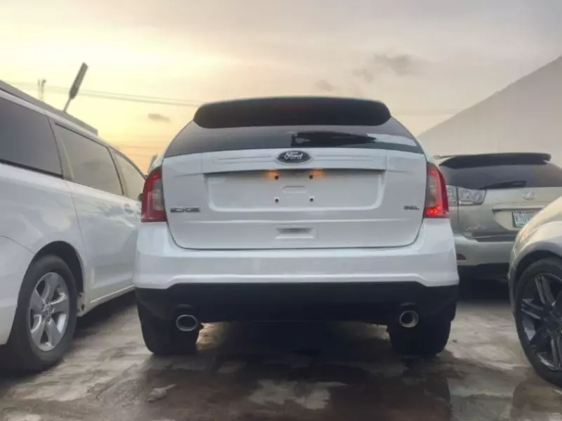 Ford Edge   - 2013