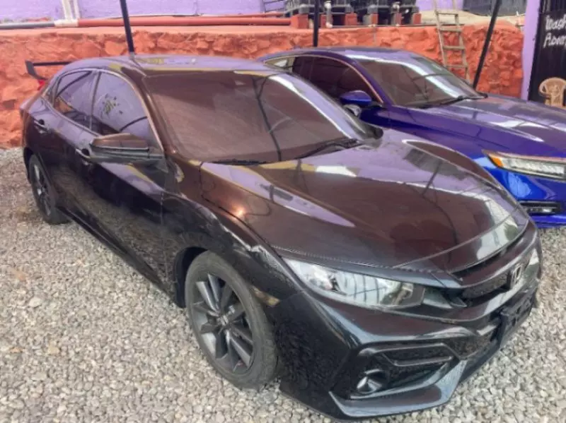 Honda Civic   - 2021