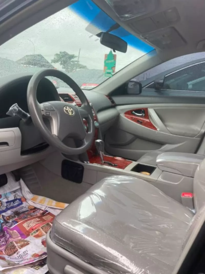TOYOTA Camry   - 2009