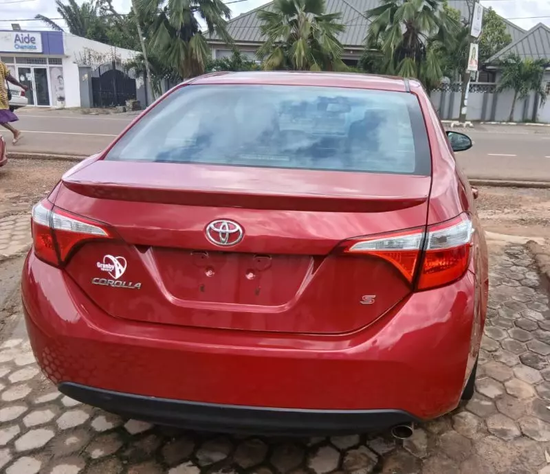 Toyota Corolla - 2014