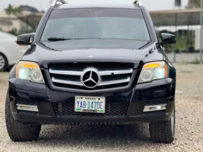 Mercedes-Benz GLK 350   - 2009
