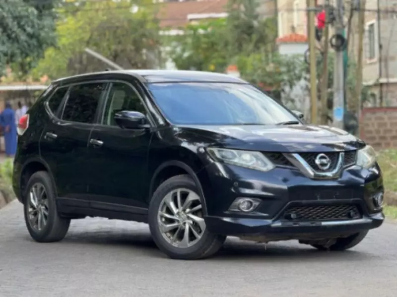 Nissan X-Trail   - 2016