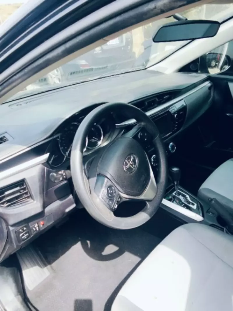 TOYOTA Corolla - 2016
