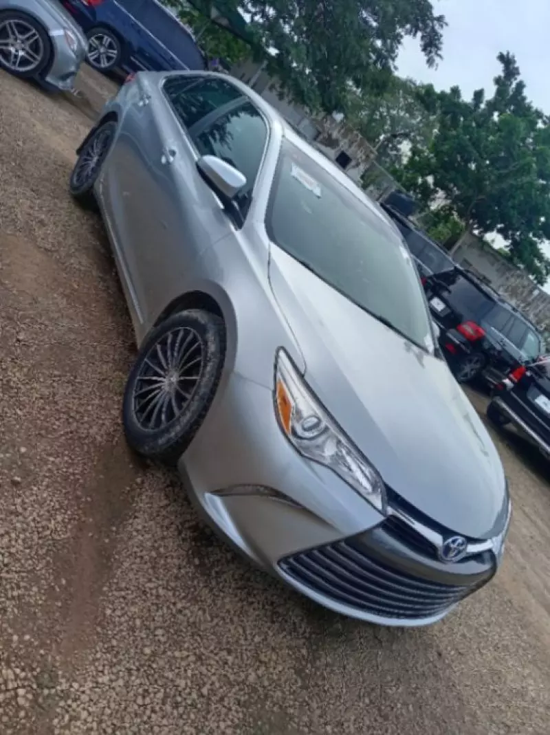 TOYOTA Camry   - 2015