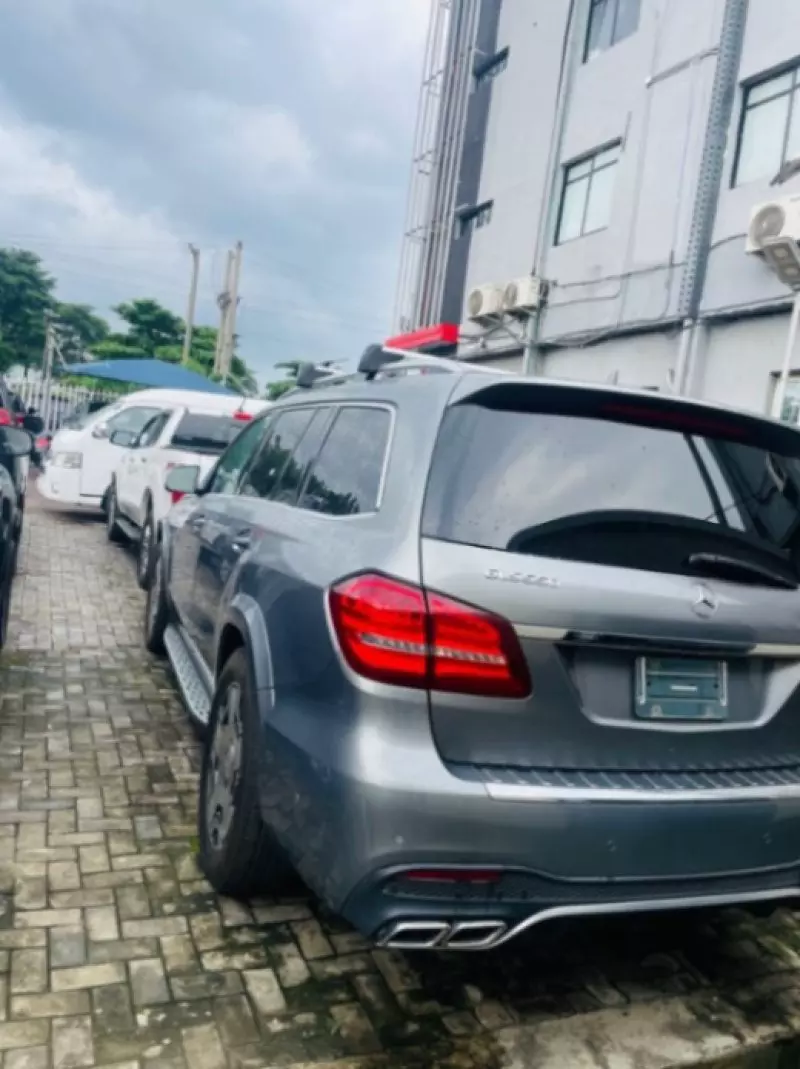 Mercedes-Benz GLS 550 - 2015