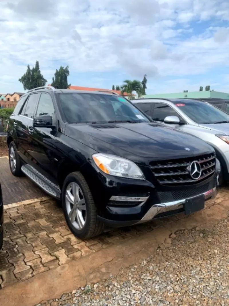 Mercedes-Benz ML-Class   - 2012