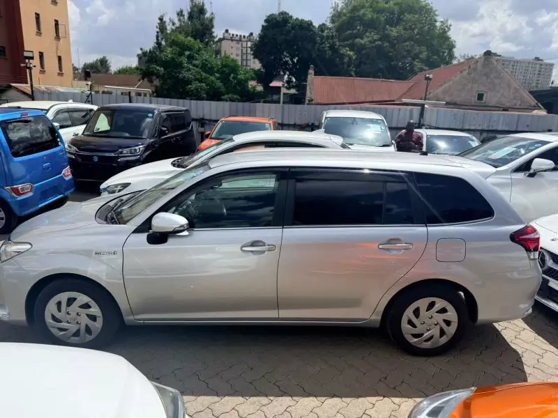 Toyota Fielder    - 2018