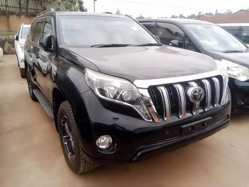 Toyota Landcruiser Prado - 2015