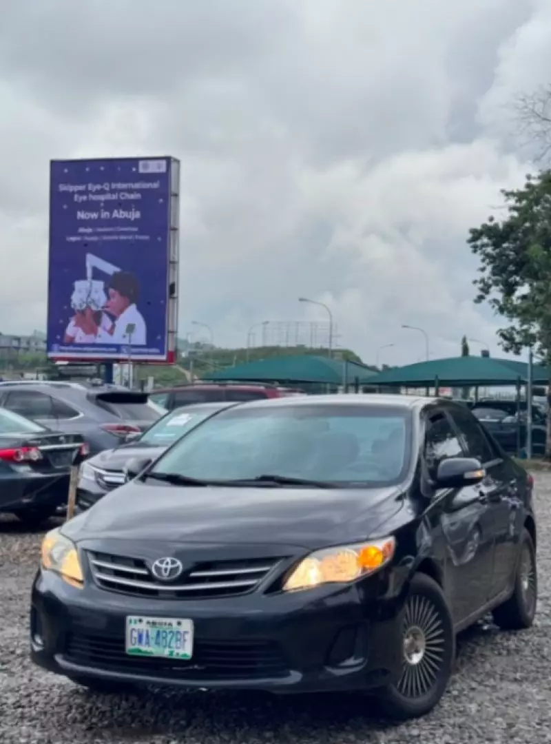 TOYOTA Corolla   - 2013