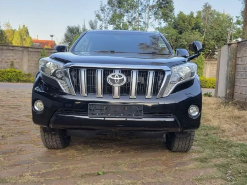 Toyota Landcruiser Prado   - 2015