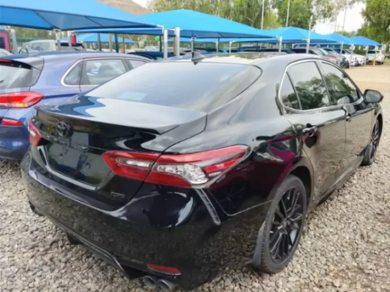 Toyota Camry   - 2024