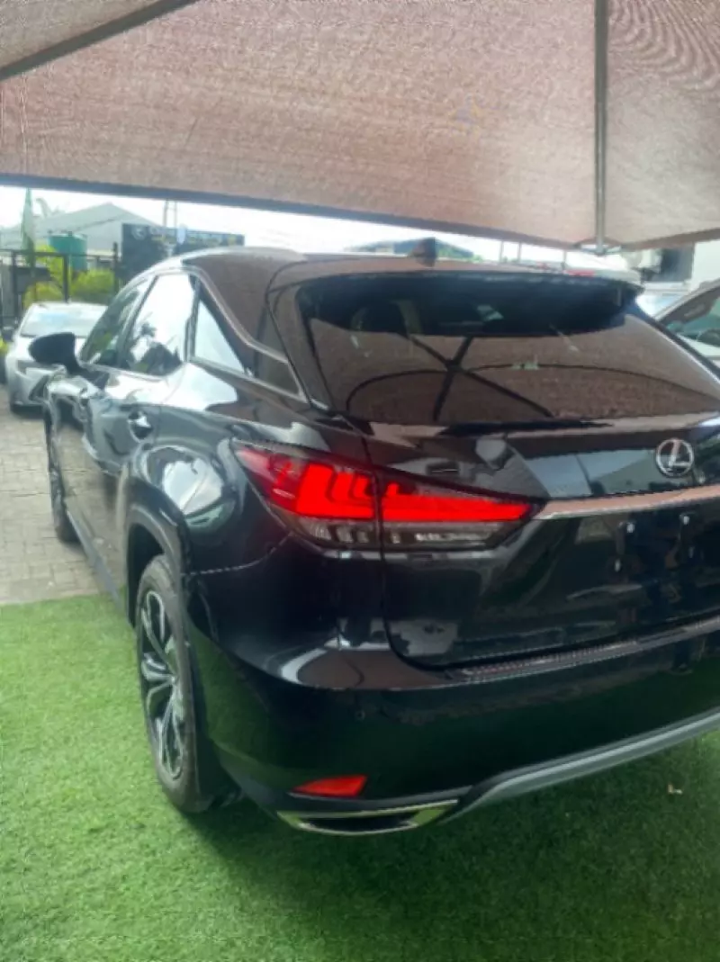 Lexus RX 350L   - 2023