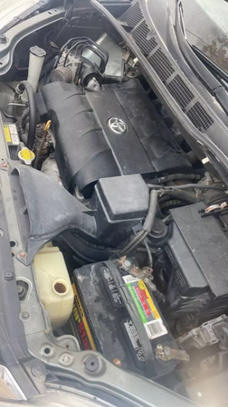Toyota Sienna   - 2011