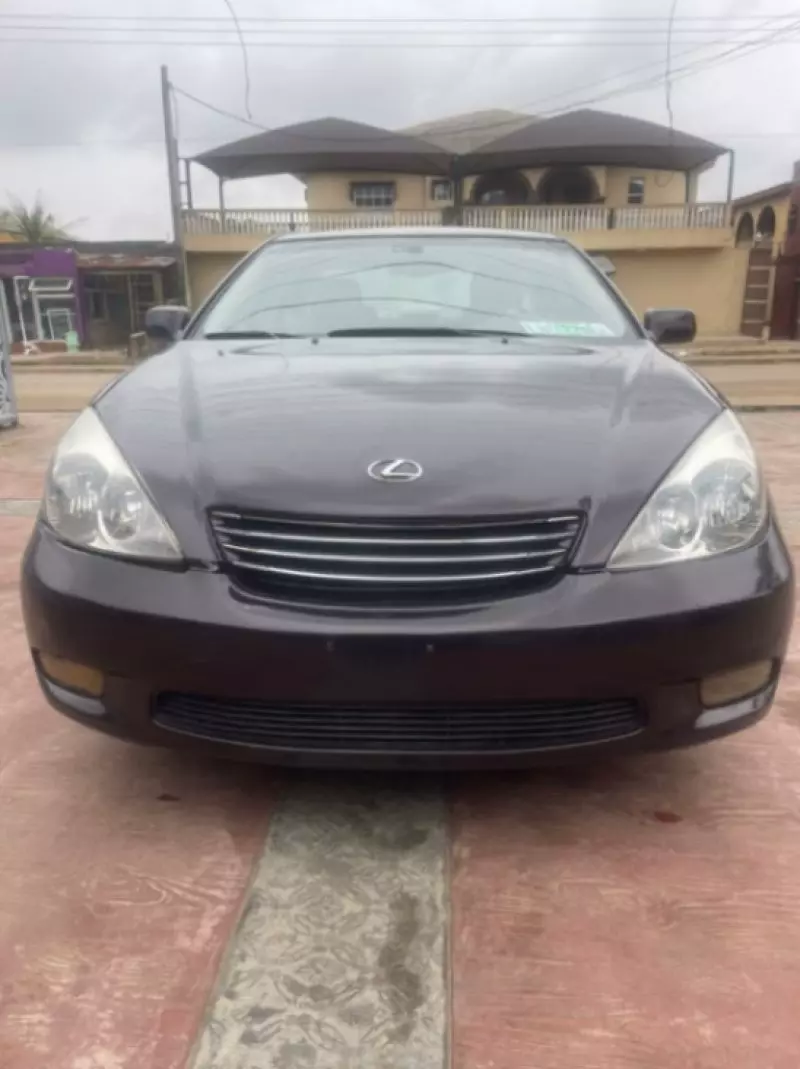 Lexus ES 330   - 2004