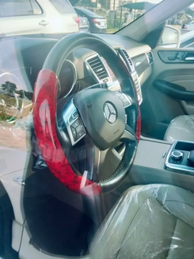 Mercedes-Benz ML 350   - 2015