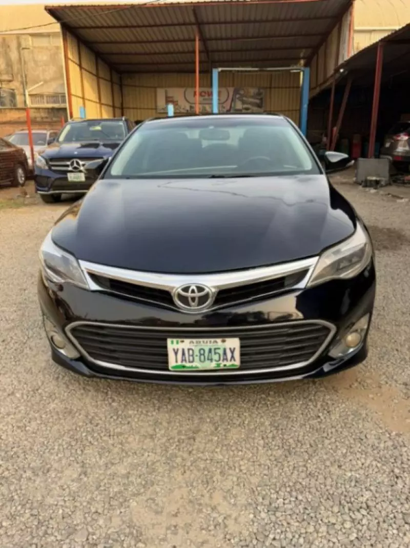 TOYOTA Avalon - 2014