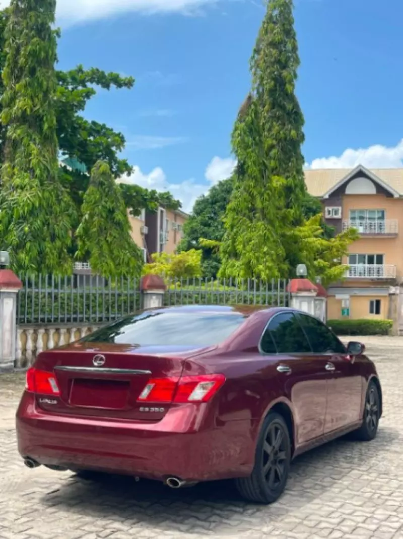 Lexus ES   - 2008
