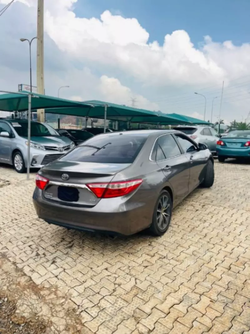 TOYOTA Camry   - 2015