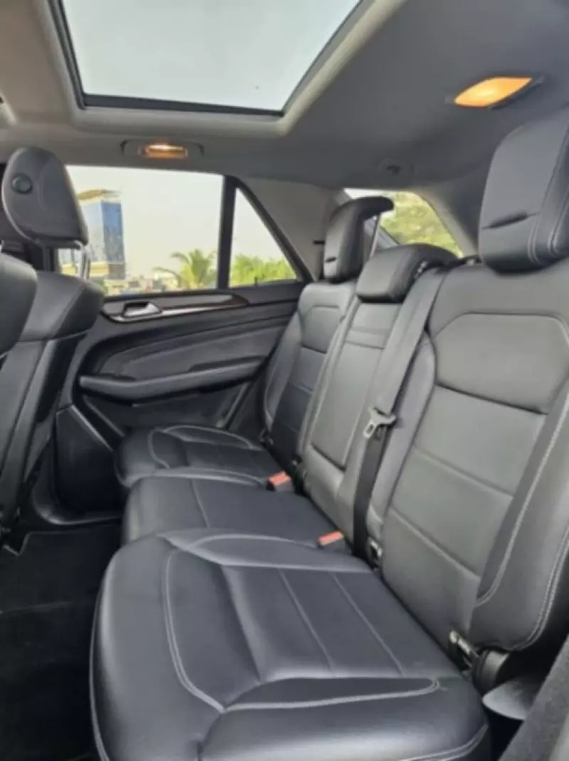 Mercedes-Benz ML 350   - 2012