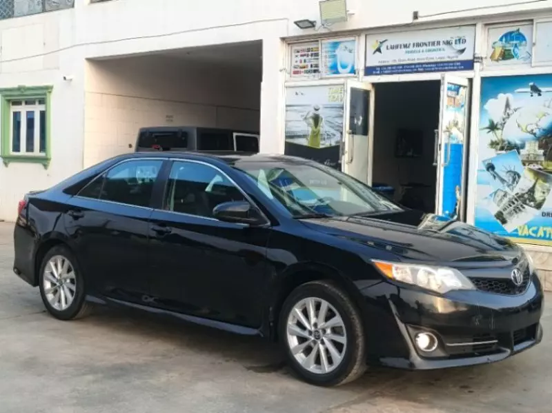 TOYOTA Camry   - 2012