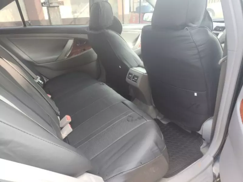 Toyota Camry   - 2011