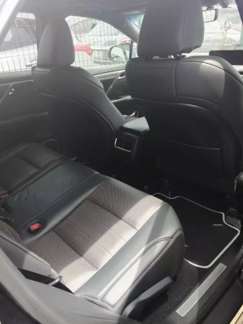 Lexus RX   - 2017