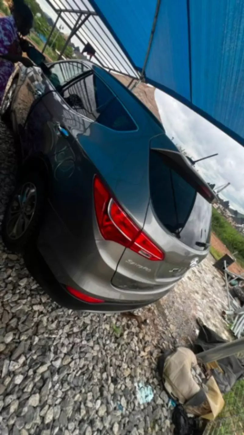 Hyundai Santa Fe Sport - 2014