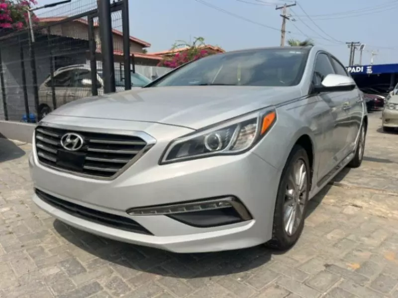 Hyundai Sonata - 2015