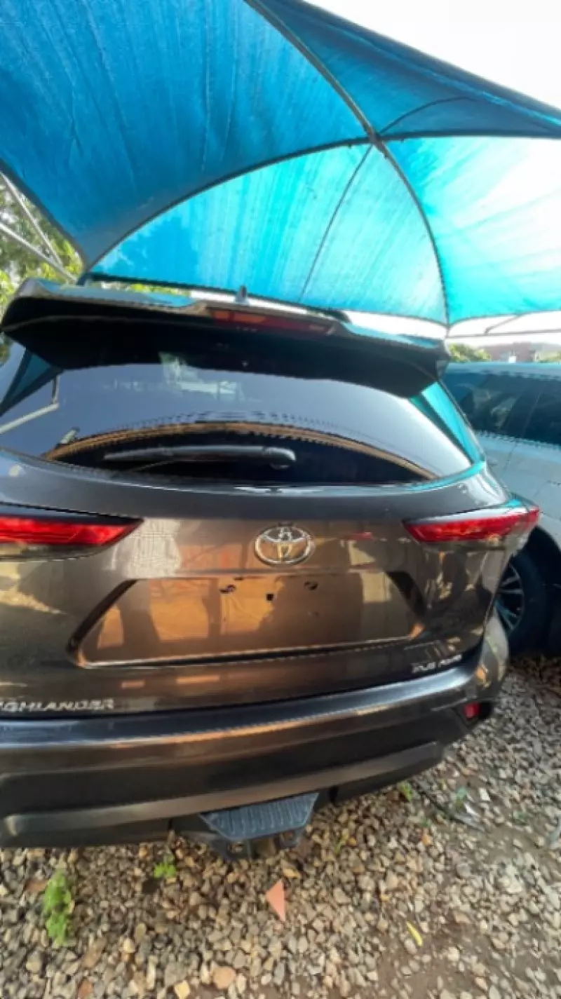 TOYOTA Highlander - 2022