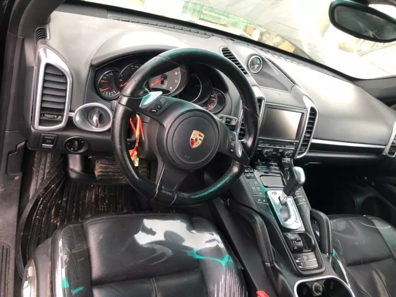 PORSCHE Cayenne   - 2014