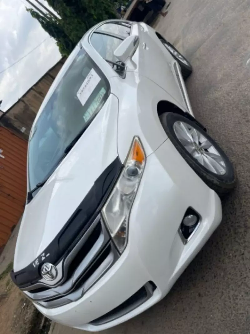 Toyota Venza   - 2013