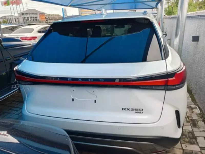 Lexus RX 350   - 2024