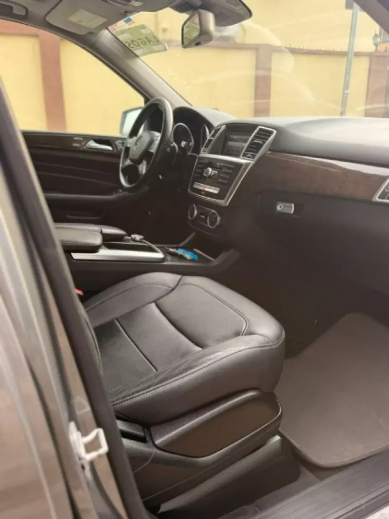 Mercedes-Benz ML-Class   - 2015