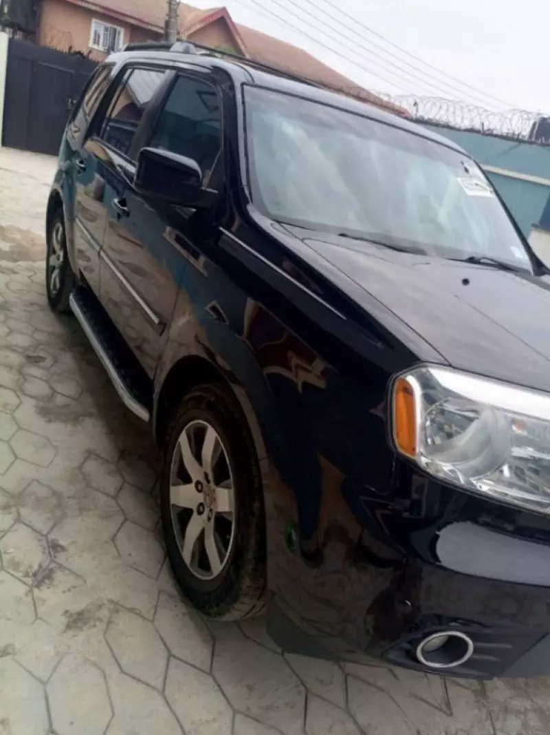 Honda Pilot   - 2012