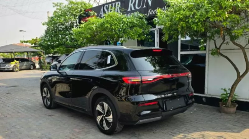 GEELY Emgrand x7sport   - 2025