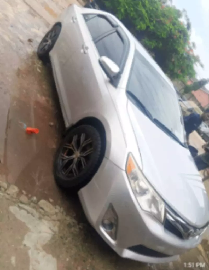 TOYOTA Camry   - 2012