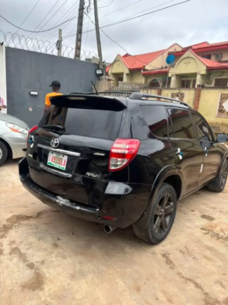 TOYOTA RAV 4   - 2009