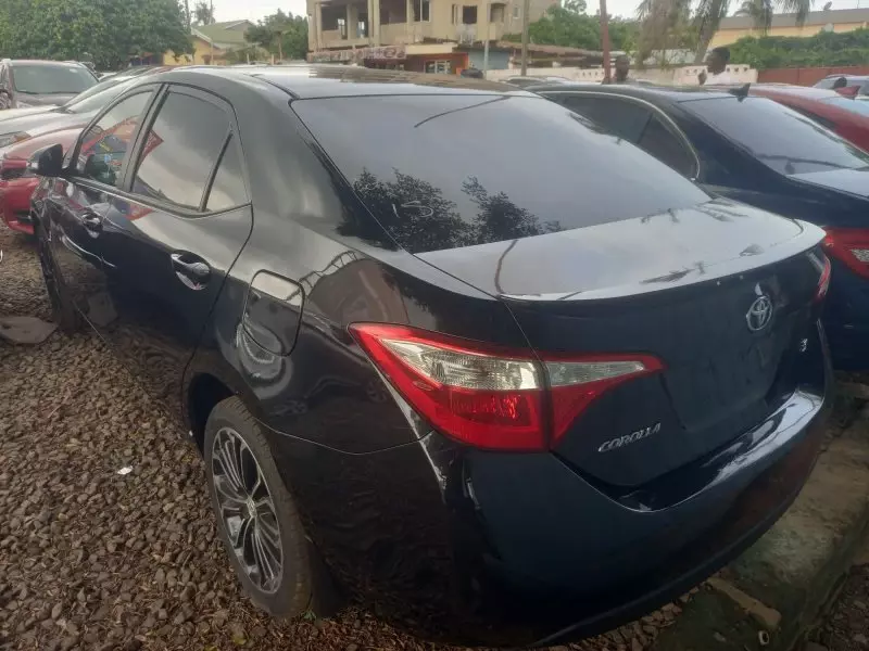 Toyota Corolla   - 2015