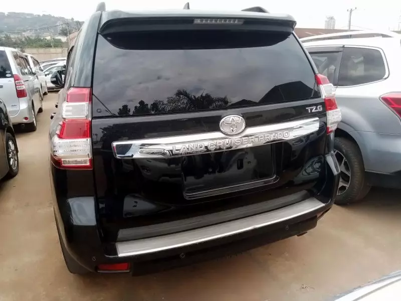 Toyota Landcruiser Prado - 2015