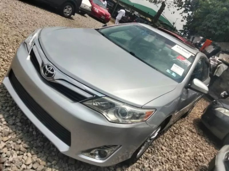 TOYOTA Camry   - 2013