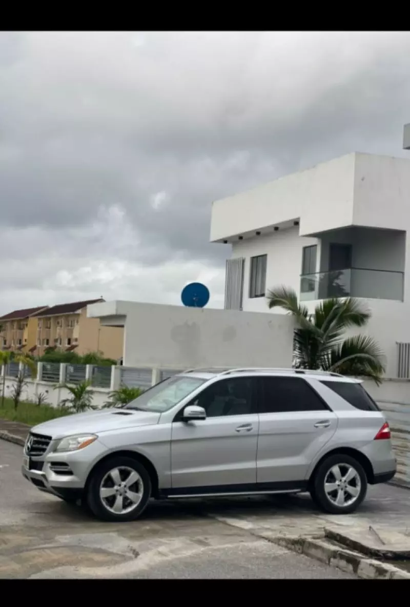 Mercedes-Benz ML 350 - 2014