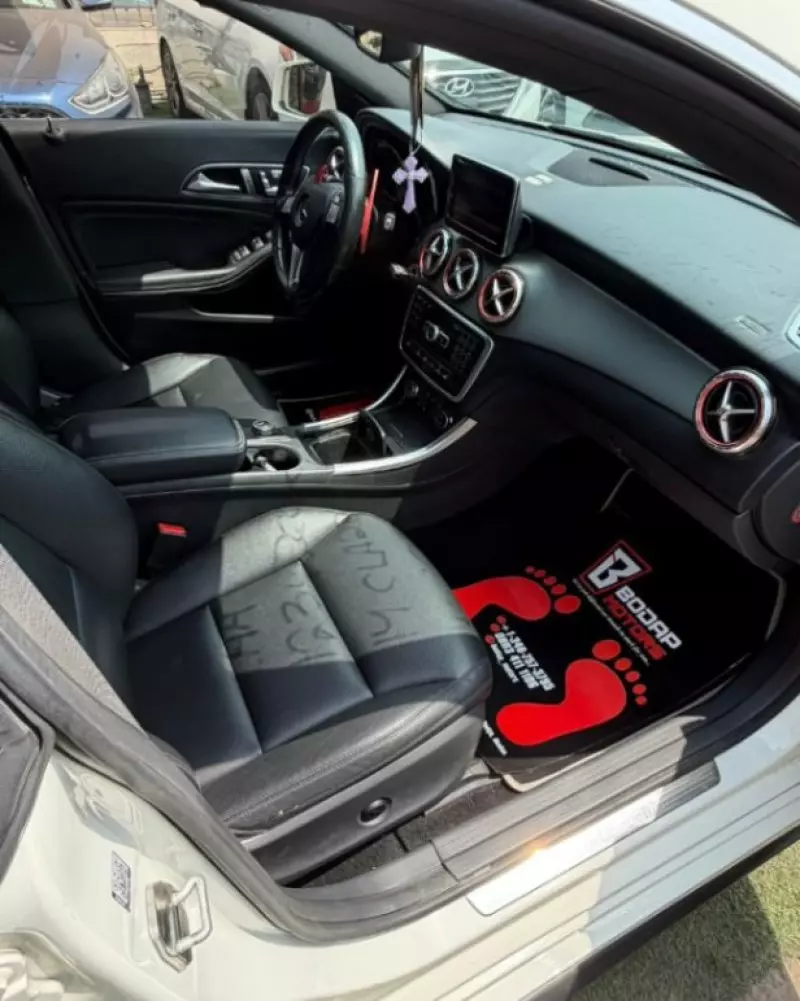Mercedes-Benz CLA-Class - 2014