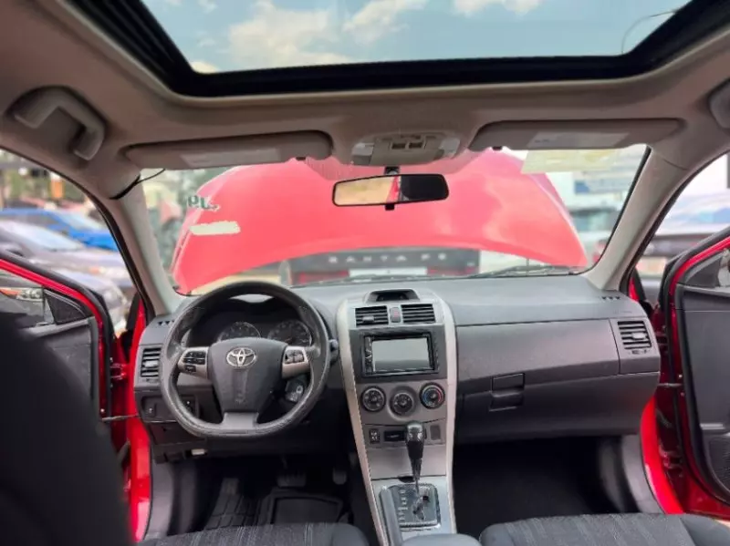 TOYOTA Corolla   - 2013