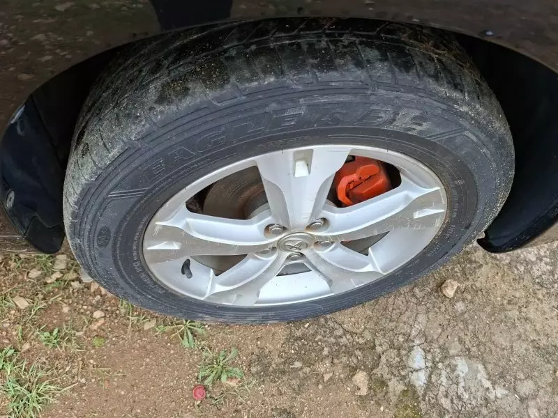 Toyota Ist    - 2012