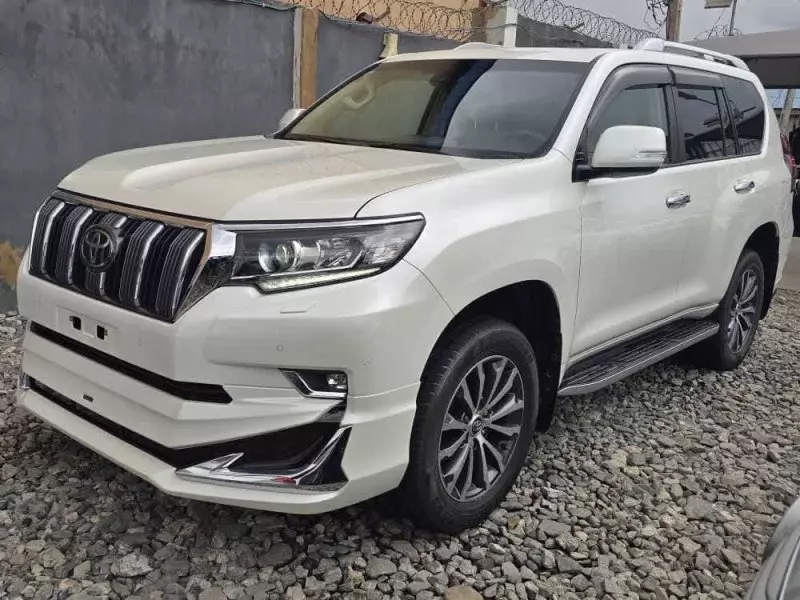 Toyota Landcruiser Prado - 2021