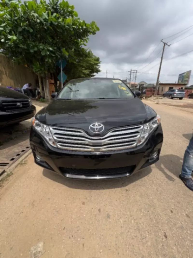 TOYOTA Venza   - 2012