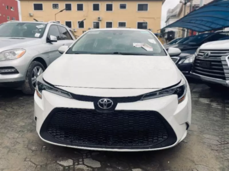 Toyota Corolla   - 2021