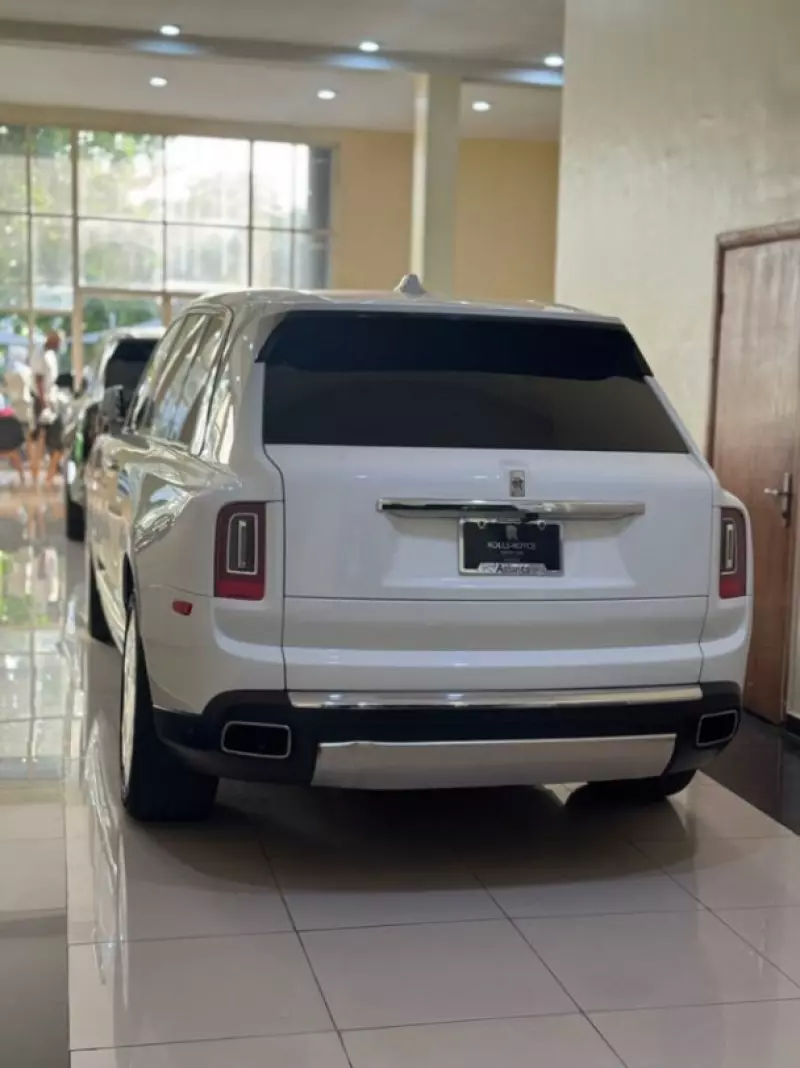 Rolls-Royce Cullinan - 2022
